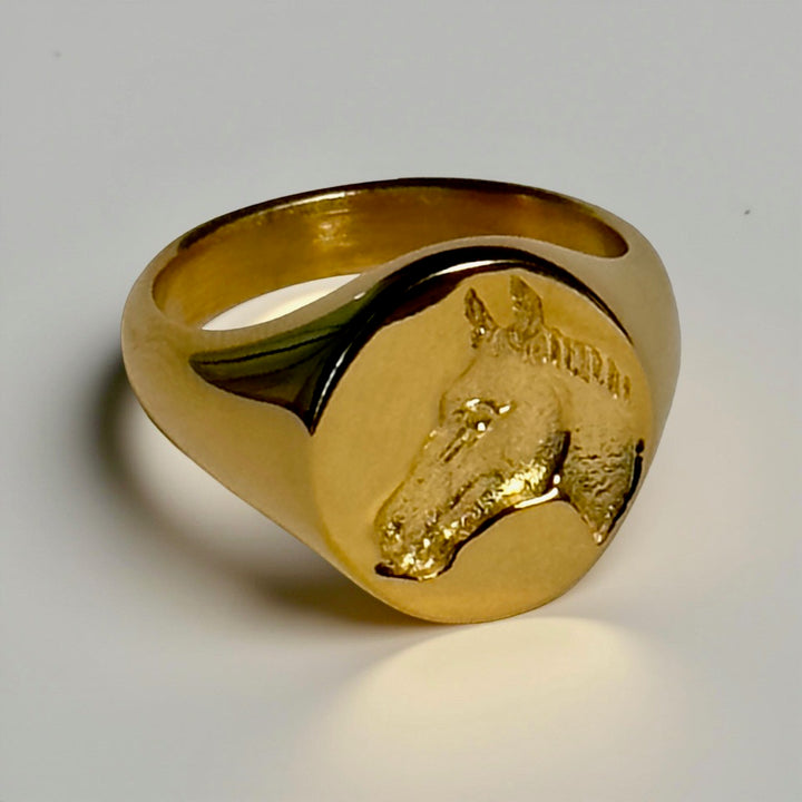 The Cheltenham Signet - Gold